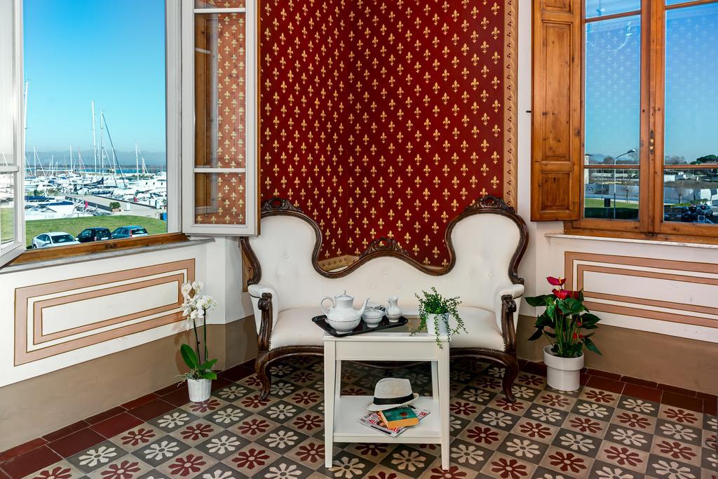 Villino Ermione Hotel Marina Di Pisa Eksteriør billede