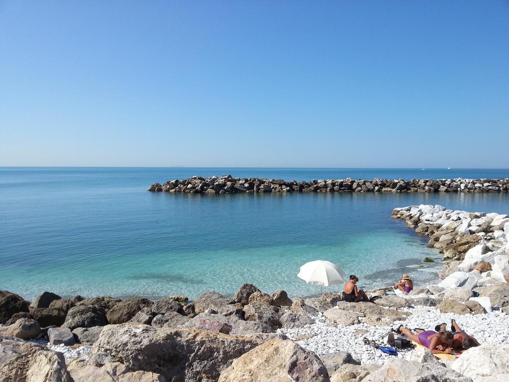 Villino Ermione Hotel Marina Di Pisa Eksteriør billede