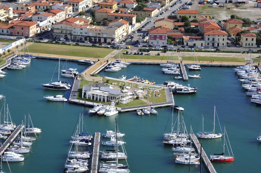 Villino Ermione Hotel Marina Di Pisa Eksteriør billede