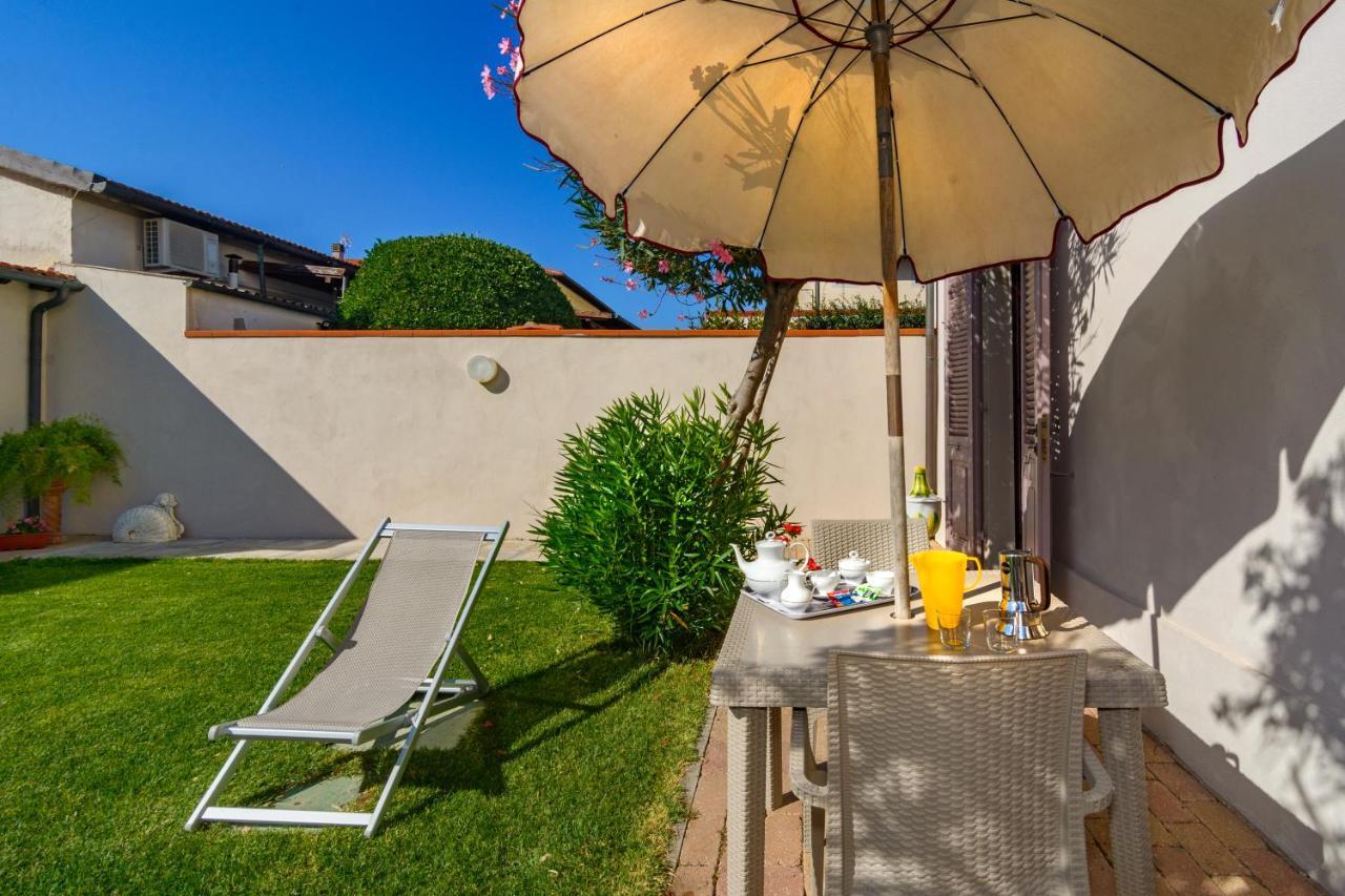 Villino Ermione Hotel Marina Di Pisa Eksteriør billede