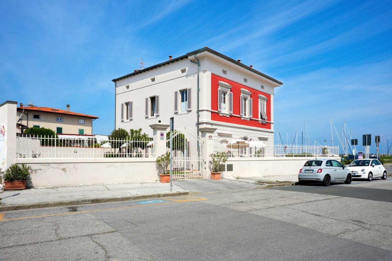 Villino Ermione Hotel Marina Di Pisa Eksteriør billede
