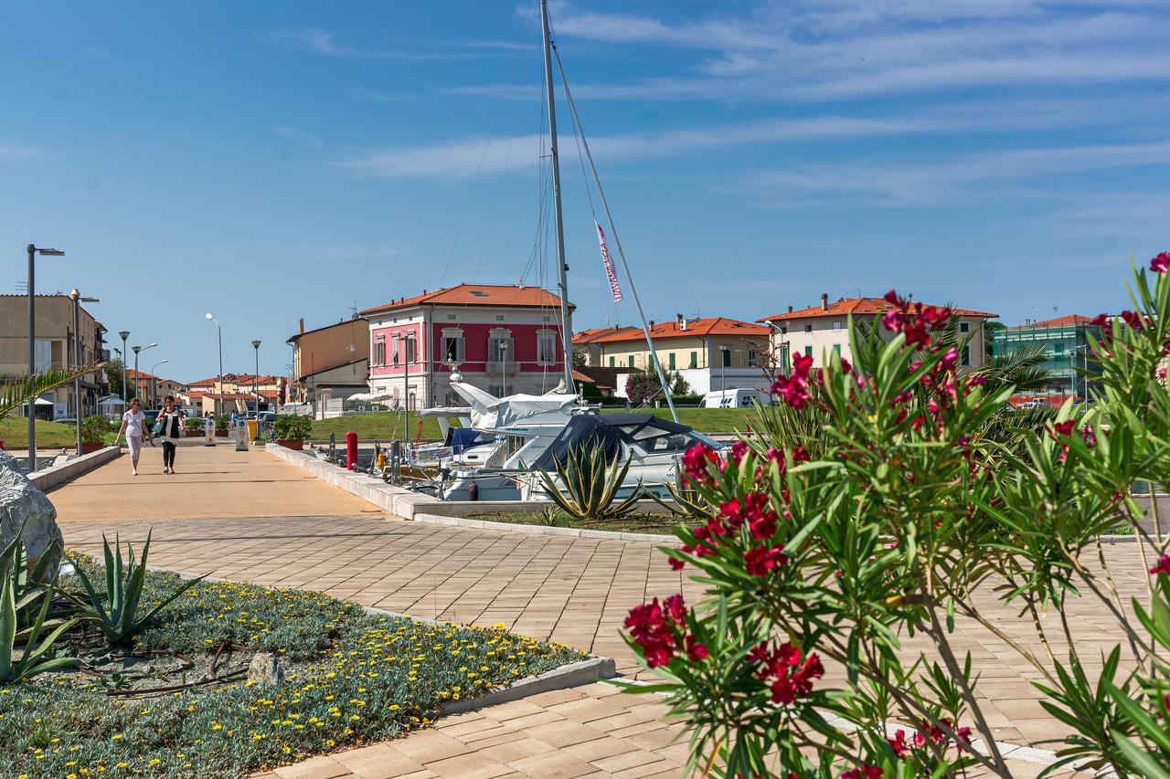 Villino Ermione Hotel Marina Di Pisa Eksteriør billede