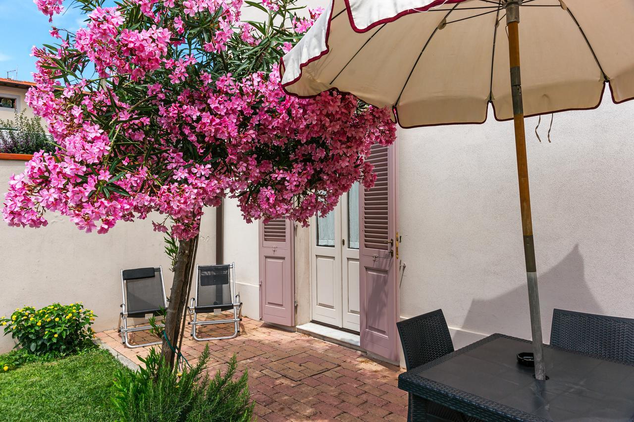Villino Ermione Hotel Marina Di Pisa Eksteriør billede