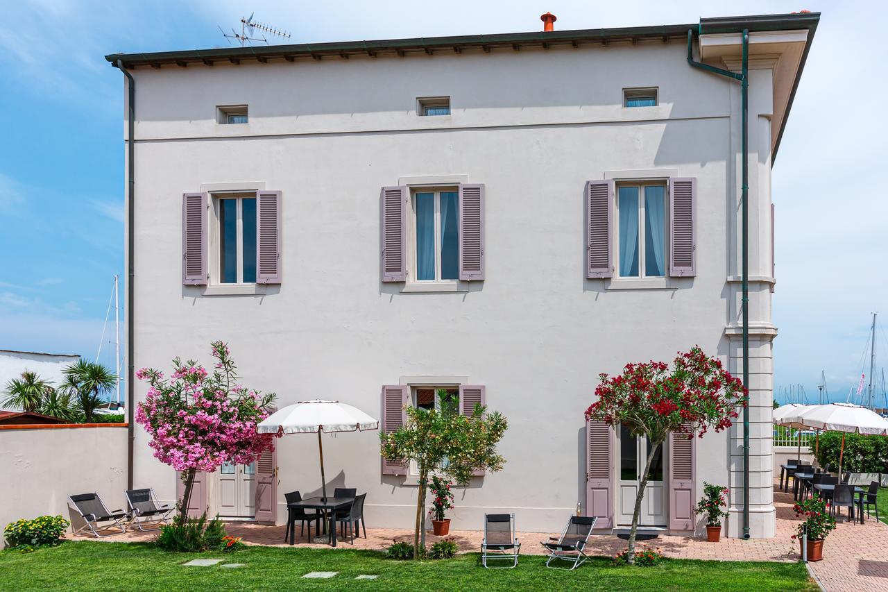 Villino Ermione Hotel Marina Di Pisa Eksteriør billede