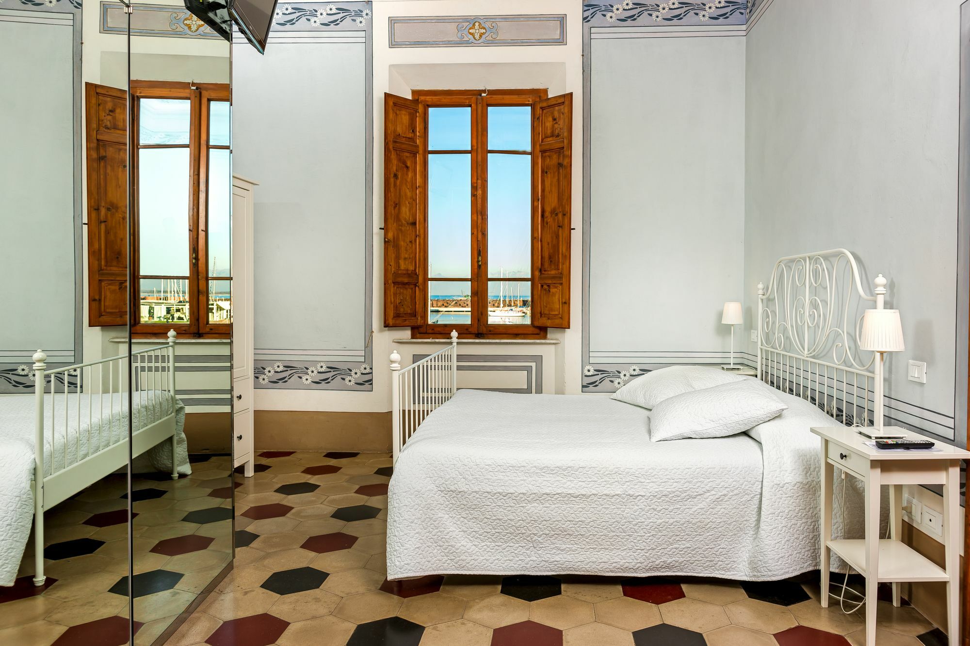 Villino Ermione Hotel Marina Di Pisa Eksteriør billede